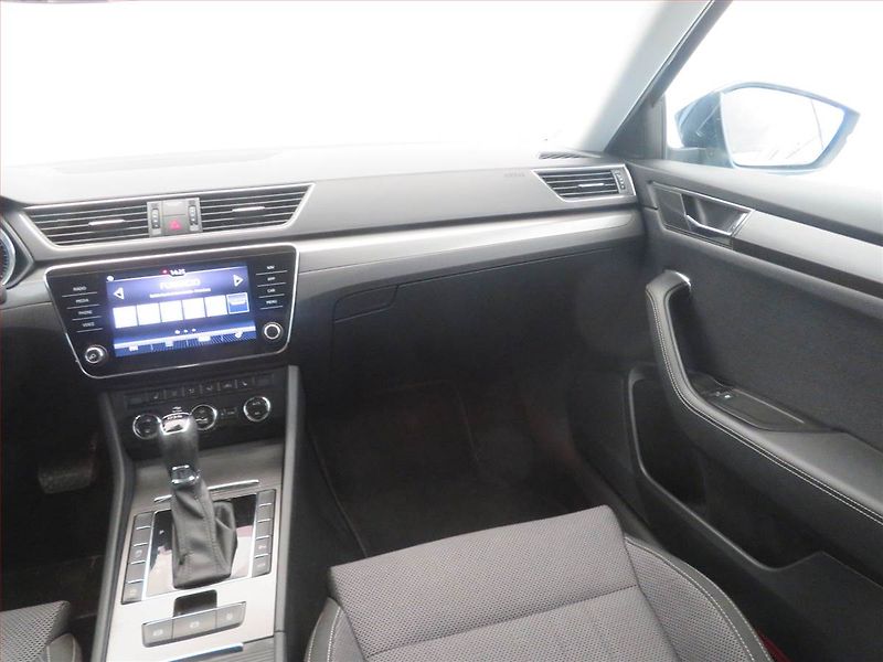 Škoda Superb (2019) Style 2.0 TDI, Automat - fotka 8 z 18