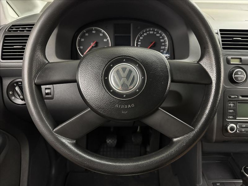 Volkswagen Touran 1,6 i 75kW AC NOVÉ PRAHY APOD. - fotka 9 z 29