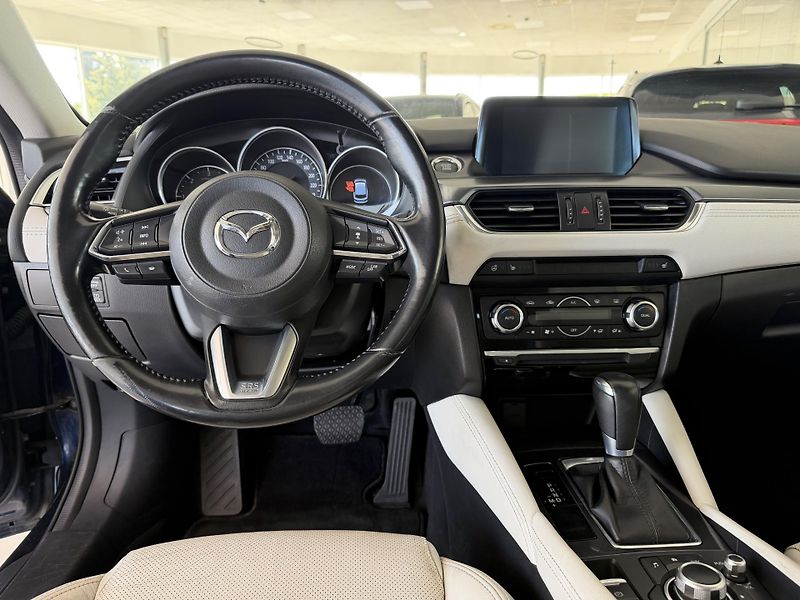 Mazda 6 2,2 SkyActiv-D*129kW*4x4*AUT - fotka 9 z 39