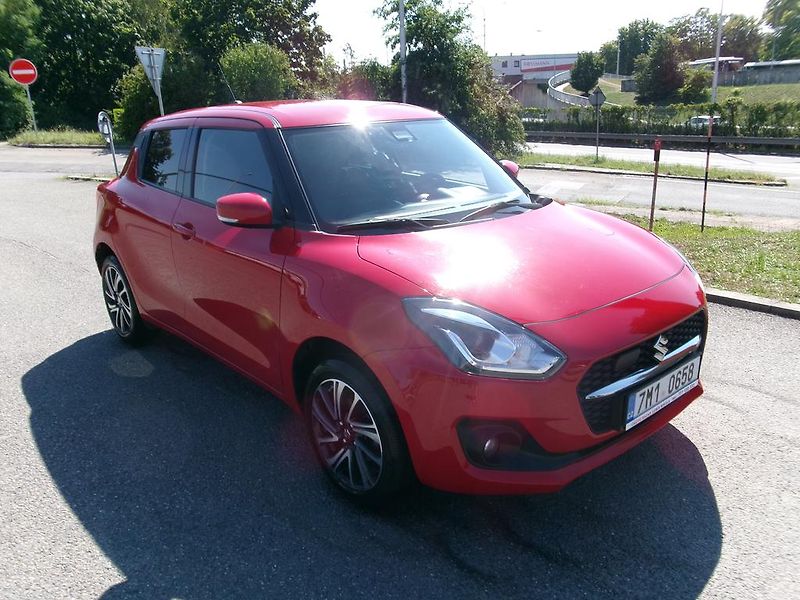Suzuki Swift (2022) 1.2 ELEGANCE  4 X 4 KOUPENO ČR - fotka 4 z 17