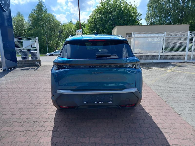 Peugeot 5008 (2026) GT Summer blue 145k e-DCS6 - fotka 4 z 39