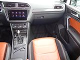 Volkswagen Tiguan 2.0 TSI DSG Highline 4Motion 1 - náhled 16