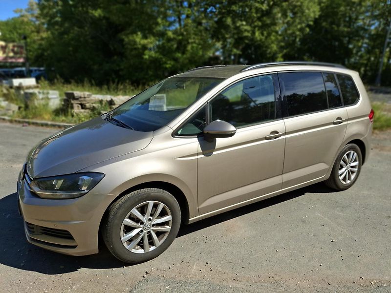 Volkswagen Touran 1.4TSI 7míst servisní historie - fotka 4 z 50