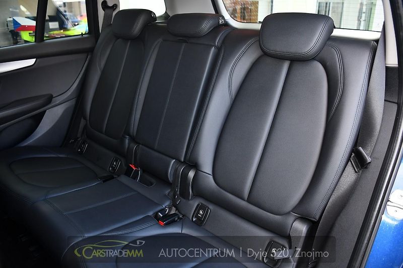 BMW Řada 2 218d GRAND TOURER NAVI PDC HUD - fotka 19 z 49