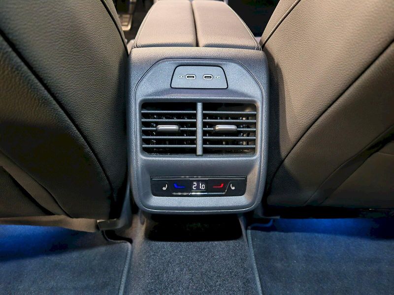 Škoda Superb (2025) 2.0 TDI 142 kW DSG 4x4 Sportli - fotka 29 z 35