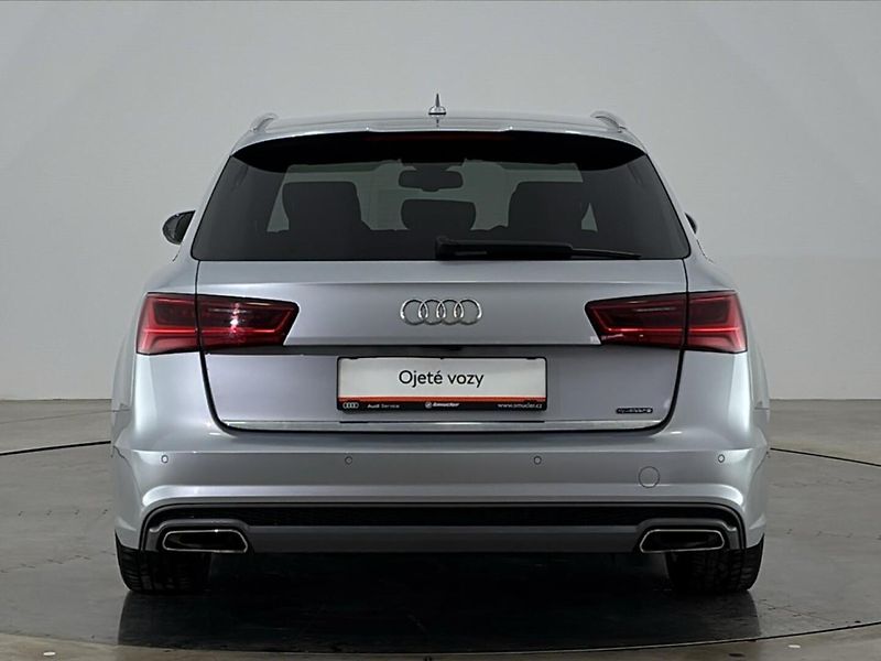 Audi A6 quattro S tronic - fotka 17 z 29