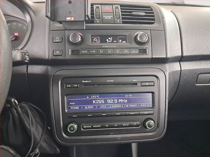 Škoda Roomster (2011) 1.2 12V, Tempomat - fotka 12 z 18