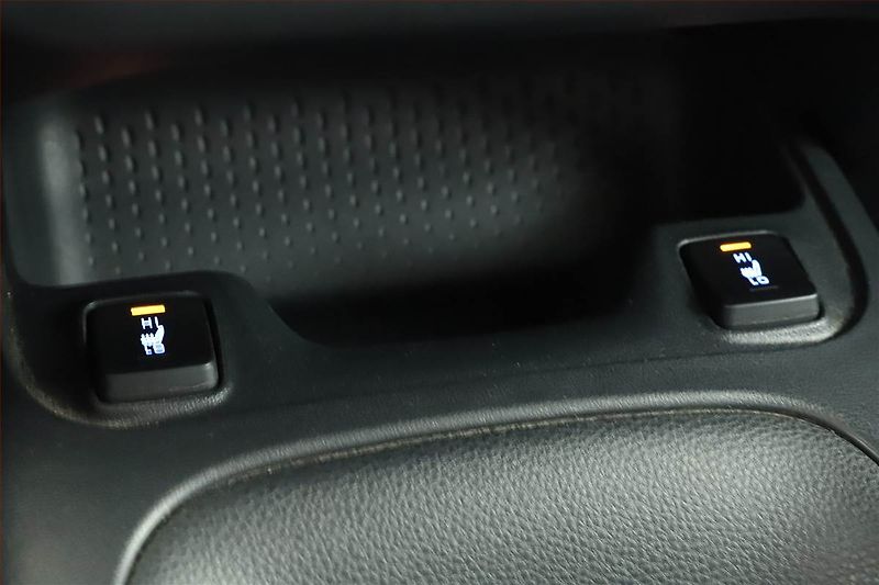 Toyota Corolla (2023) 1.5 VVT-i, ČR,1.maj, Tempomat - fotka 15 z 15