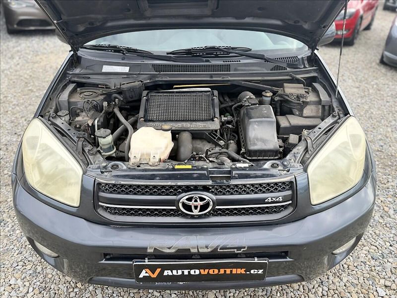 Toyota RAV4 2,0 D-4D 4X4 TAŽNÉ - fotka 22 z 22