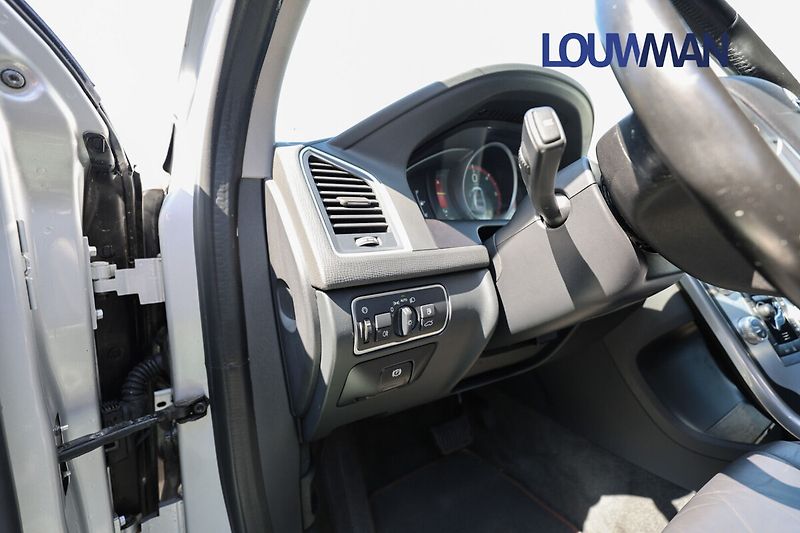 Volvo XC60 2.0 D4 Ocean Race - fotka 6 z 26