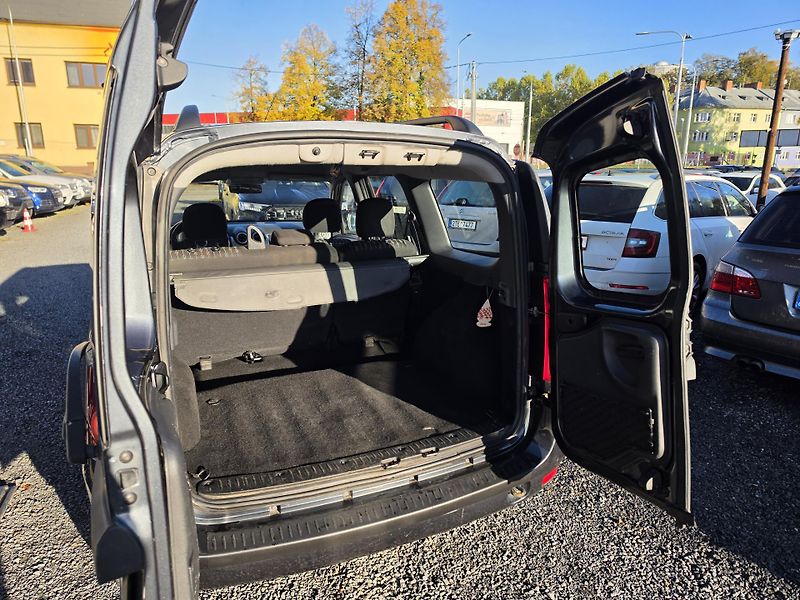 Dacia Logan 1.6 i 62kw Klimatizace  - fotka 5 z 21