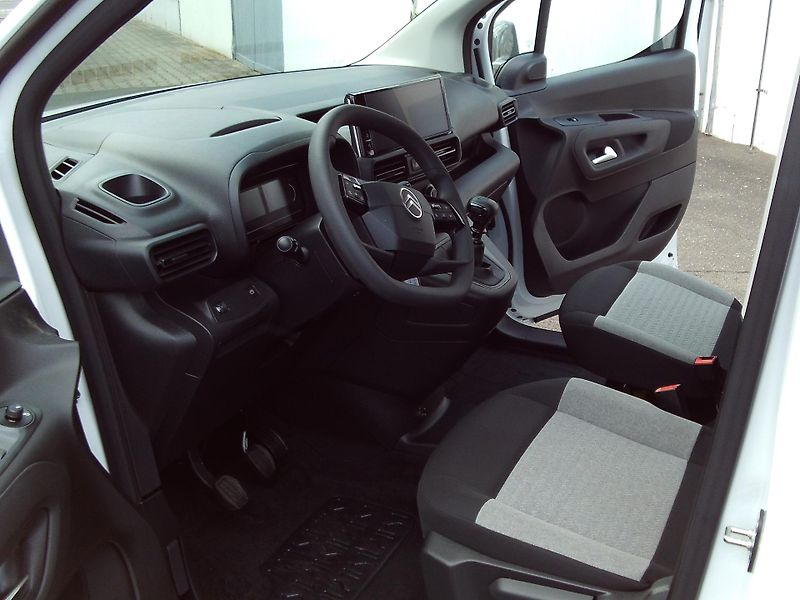 Citroën Berlingo (2026) XL PLUS Profi Petrol 110k Man - fotka 7 z 16