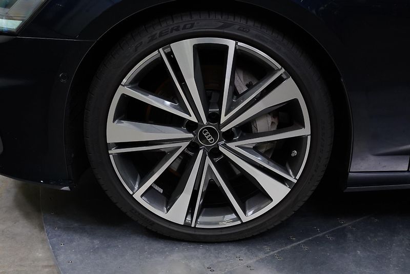 Audi A6 - fotka 10 z 27