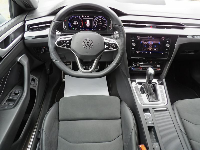 Volkswagen Arteon Shooting Brake 2.0TDI DSG 4Motion Rline Tažné - fotka 7 z 36