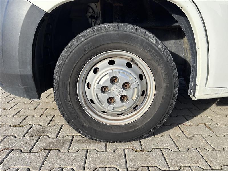 Peugeot Boxer 2,2 Bluehdi  103kW L2 DPH - fotka 9 z 29