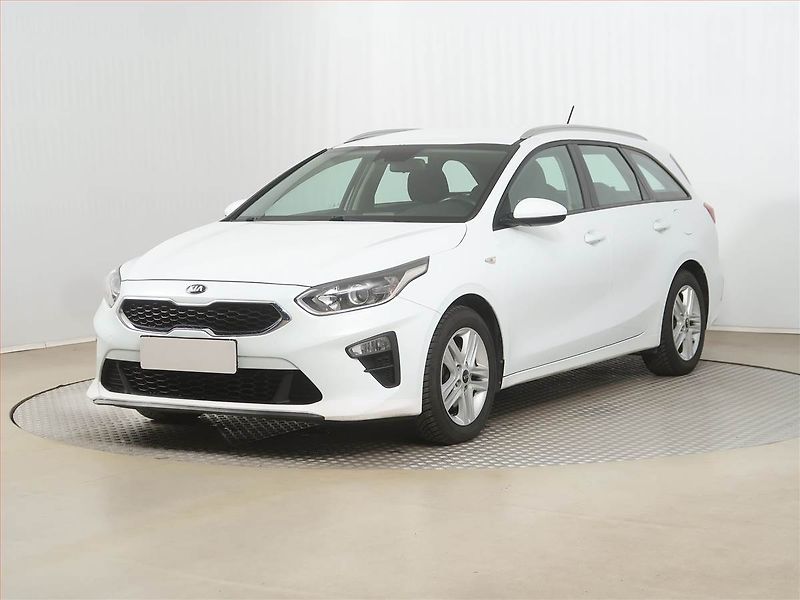 Kia Ceed (2019) 1.0 T-GDI, Serv.kniha - fotka 2 z 14