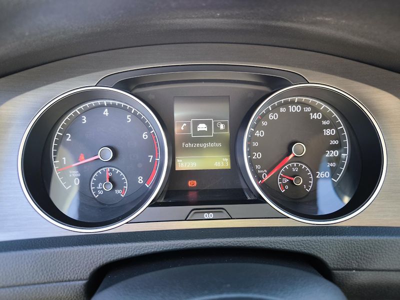 Volkswagen Golf 7 1,4TSI 90kW LED OSRAM 8xALU - fotka 52 z 82
