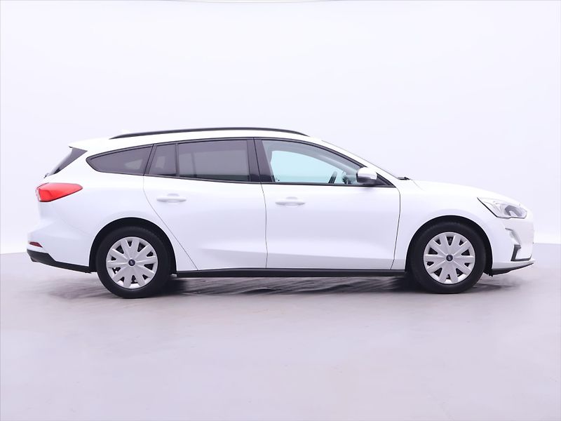 Ford Focus 1,0 EcoBoost 74kW CZ DPH - fotka 8 z 34