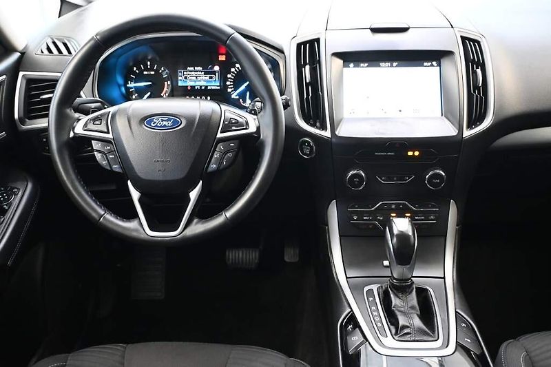 Ford S-MAX (2017) 2.0 BUSINESS Navi 8 Kol POWERS - fotka 13 z 27