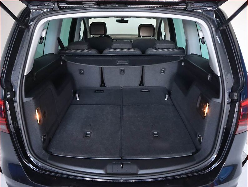 Seat Alhambra (2018) 2.0 TDI, 7 míst, Serv.kniha - fotka 14 z 21