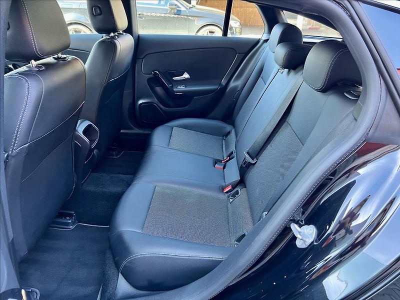 Mercedes-Benz CLA 180d SB LED NAVI  záruka - fotka 13 z 53