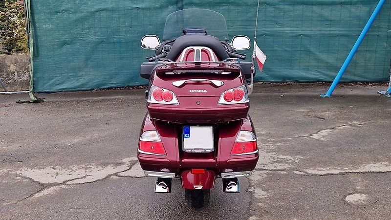 Honda GL 1800/ČR/1.majitel/4365km !! - fotka 5 z 24
