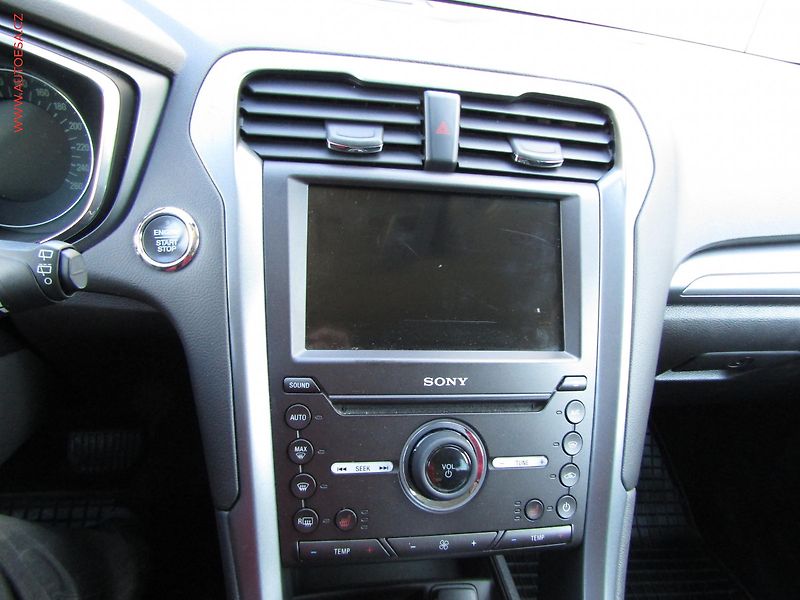 Ford Mondeo (2017) 2.0 TDCi, AT, autoAC - fotka 15 z 22