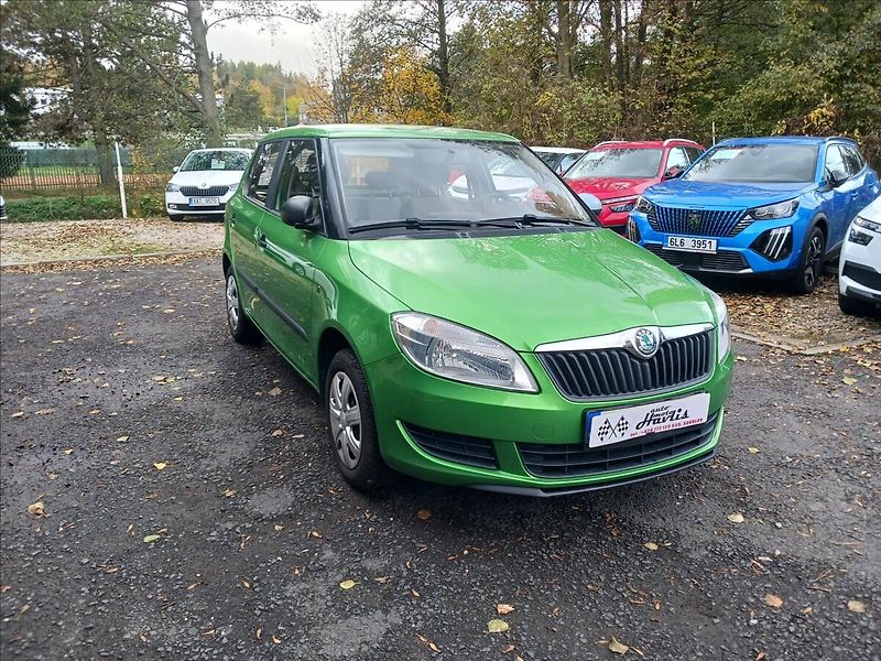 Škoda Fabia 1,2 1. MAJ. GARÁŽOVANÉ, TAŽNÉ - fotka 1 z 20