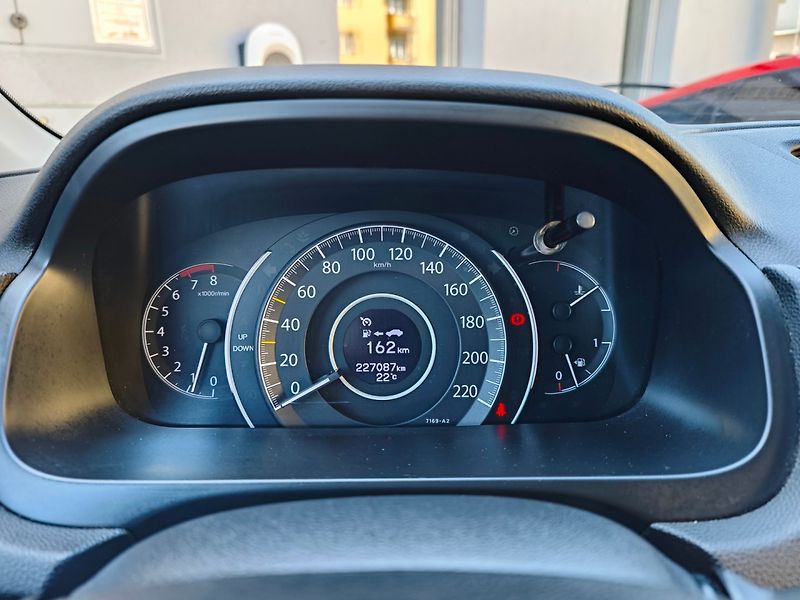 Honda CR-V (2016) 2.0 i-VTEC Comfort 2WD - fotka 18 z 42