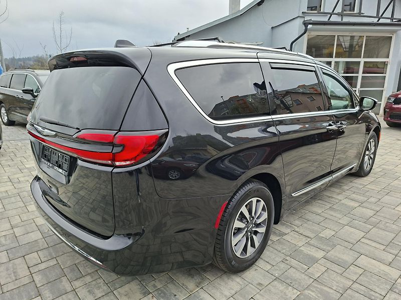 Chrysler Pacifica (2021) 3,6 LIMITED,HYBRYD, REZERVACE  - fotka 7 z 38