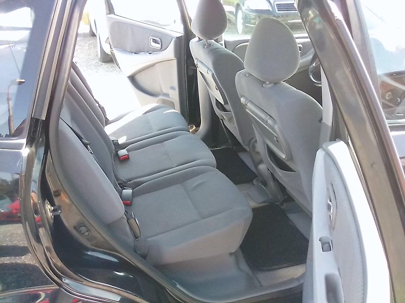 Nissan Almera Tino (2005) 1.8i 16V, kola navíc, závěs - fotka 24 z 32
