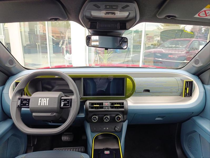 Fiat Grande Panda (2025) 113k BEV 44kWh - fotka 12 z 24