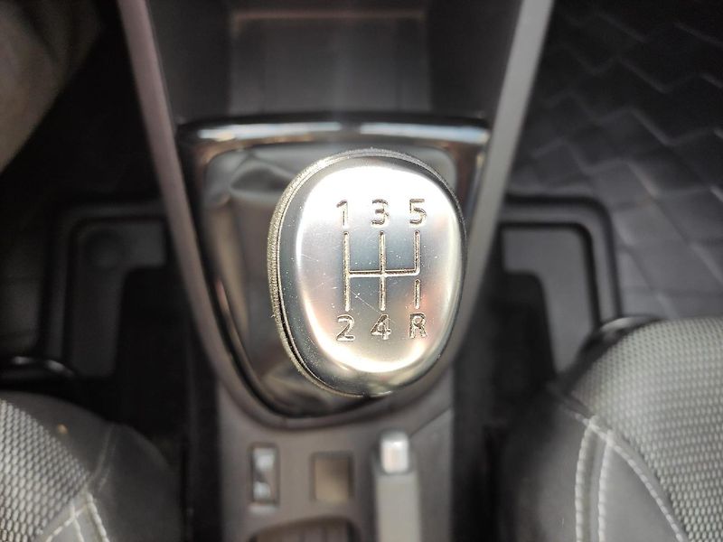 Renault Clio (2020) combi 0,9 TCe 76k  MAN5 - fotka 15 z 32