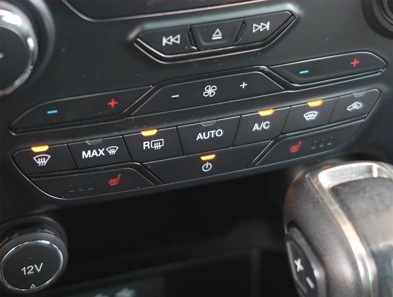 Ford Ranger (2020) 2.0 EcoBlue - fotka 22 z 23