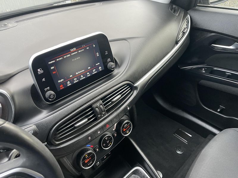 Fiat Tipo 1.4Ti-JET 120PS LPG LOUNGE TOP - fotka 185 z 187