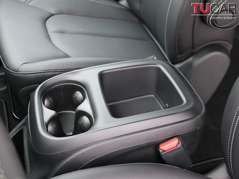 Chrysler Pacifica (2026) Select AWD 3.6 V6 - fotka 36 z 62