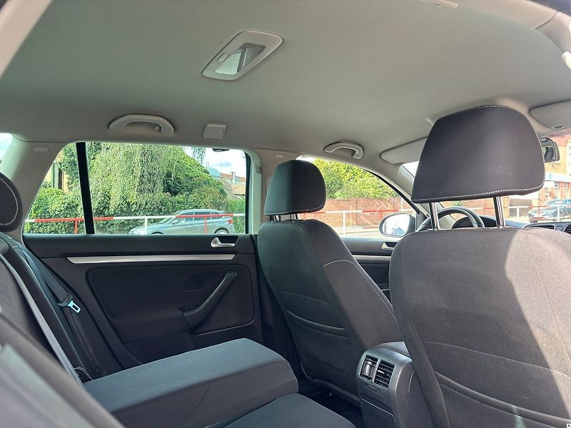 Volkswagen Golf 2.0TDi/2013/MATCH EDITION/2.M- - fotka 20 z 39