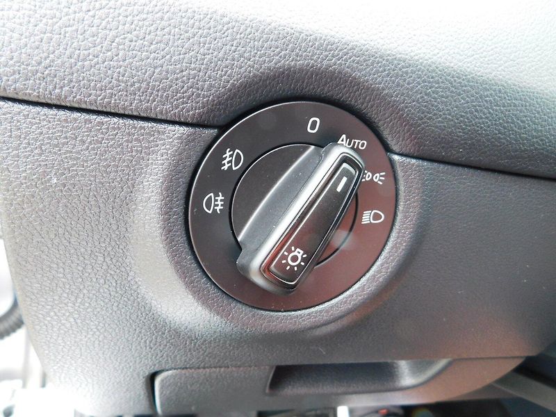 Škoda Octavia (2017) III KOMBI 1.4 TSI AUTOMAT - fotka 21 z 39