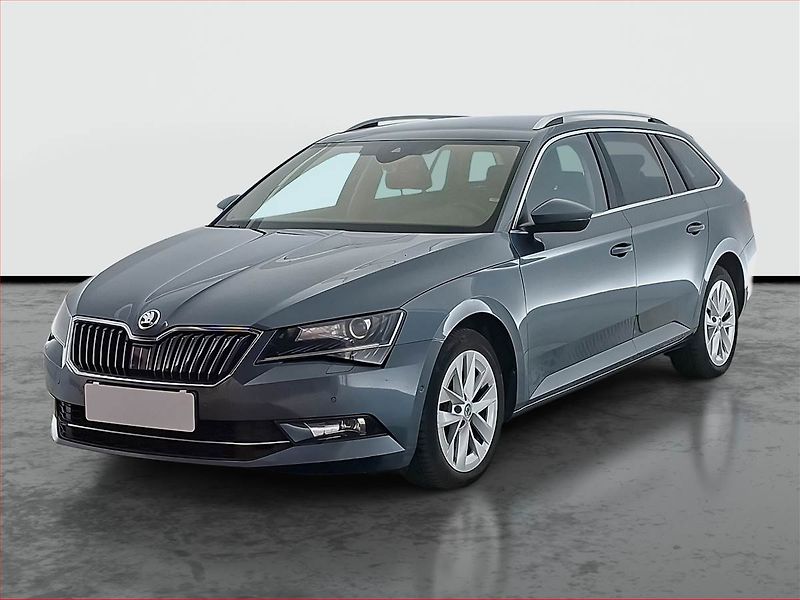 Škoda Superb (2018) 1.6 TDI, Kůže, Navi, Tempomat - fotka 2 z 21