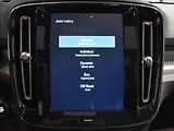 Volvo XC40 2,0 B4 AWD R-design BLIS - náhled 19