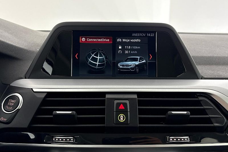 BMW X3 xDrive30i - fotka 17 z 23