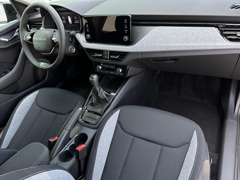 Škoda Kamiq 1.0TSi 116PS 2Z.KLIMA Tempomat - fotka 34 z 38