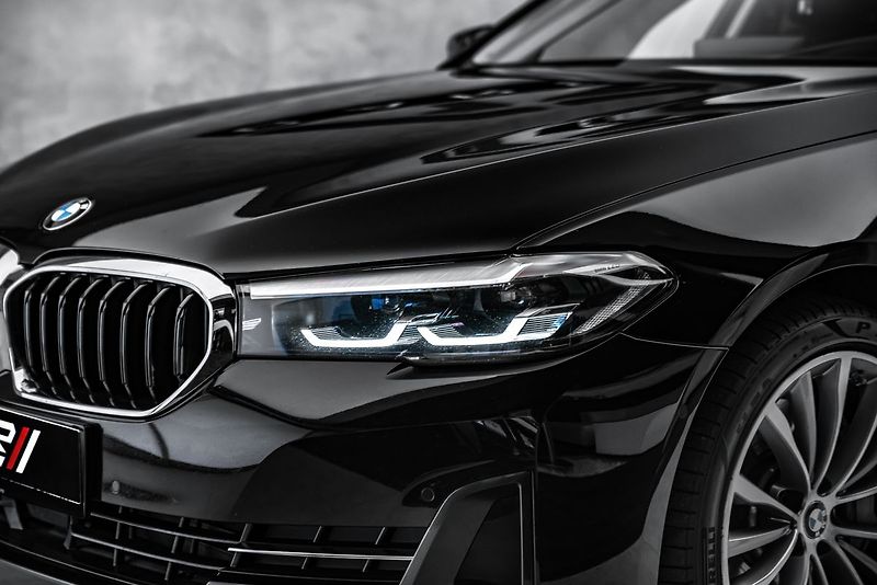 BMW Řada 5 Head-up, nezávislé - fotka 8 z 21