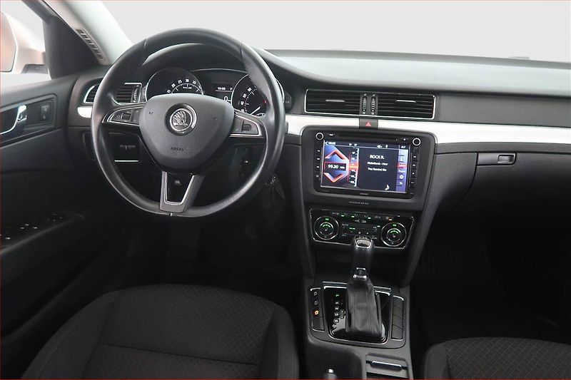Škoda Superb (2014) 2.0 TDI, Automat, Bi-Xenony - fotka 7 z 18