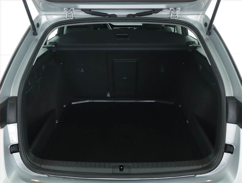 Škoda Octavia (2022) Ambition 2.0 TDI - fotka 13 z 15