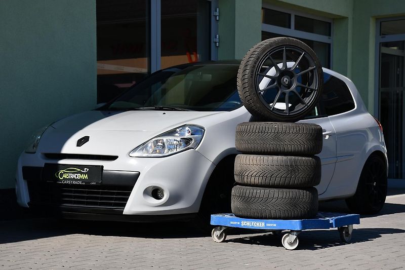 Renault Clio 1,2i 55KW SPORT 2xKOLA  - fotka 2 z 36