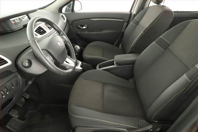 Renault Grand Scénic (2010) 1.9 dCi, Serv.kniha, po STK - fotka 7 z 13