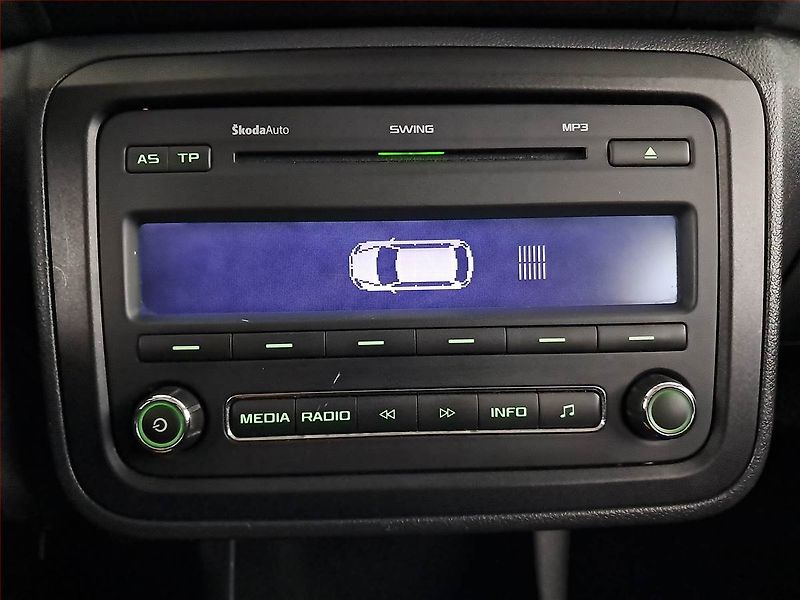 Škoda Fabia (2010) 1.2 TSI - fotka 16 z 18