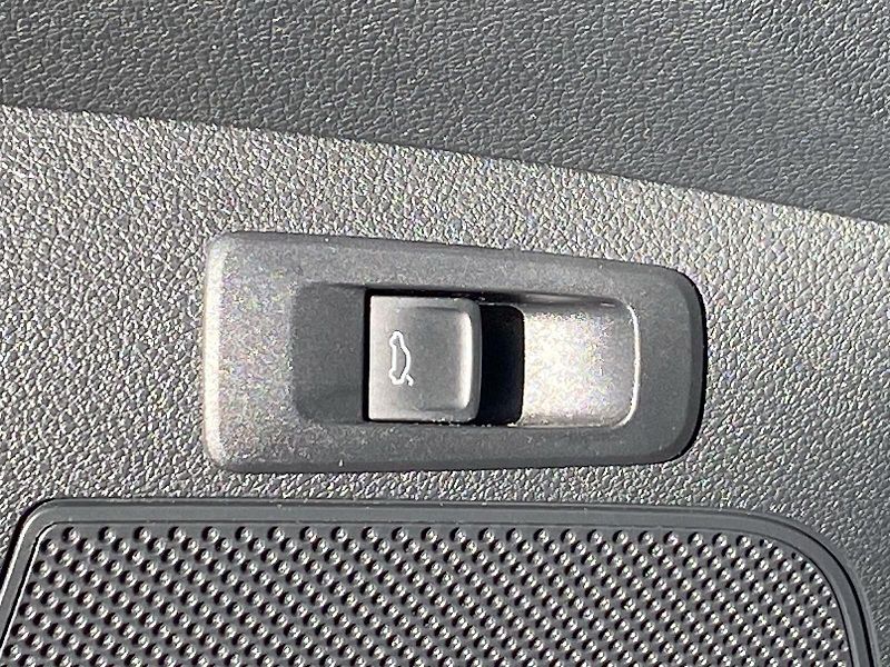 Škoda Karoq (2024) 2.0 TDI 4x4 DSG SportLine - fotka 26 z 38