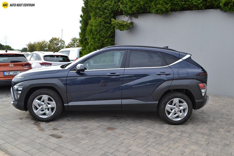 Hyundai Kona 1,6 T-GDI 2WD DCT SMART TECHNO - fotka 2 z 50
